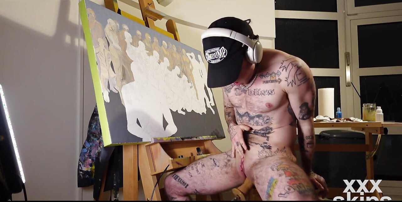 Horny Ftm Artist XXX Skips Works on a Painting While Getting His Pink Boy Pussy Pounded by a Fucking Machine