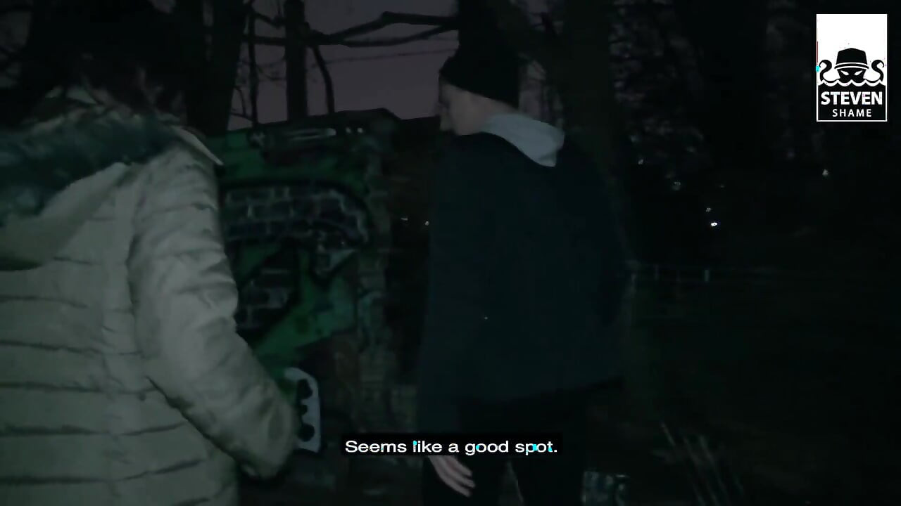 Public 69: in park, this Bavarian brunette gives blowjob and I lick her!!!