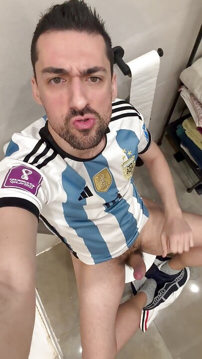Hot Stepdaddy Jerking off Showing Big Cock