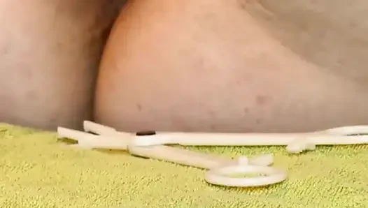 Prenses Albertina ve Labia'yı Delmek