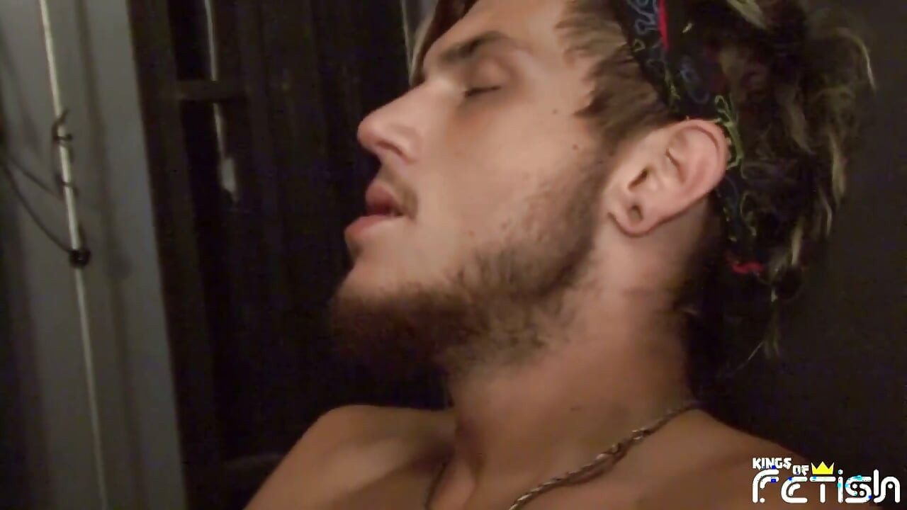 Twinks with Tattoos Blow Their Friends and Get Asses Screwed in Bareback Style