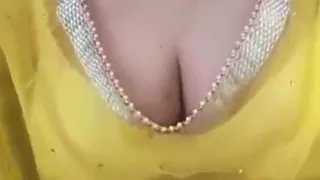 Indian Horny Chubby Big Boobs Wife Masturbates