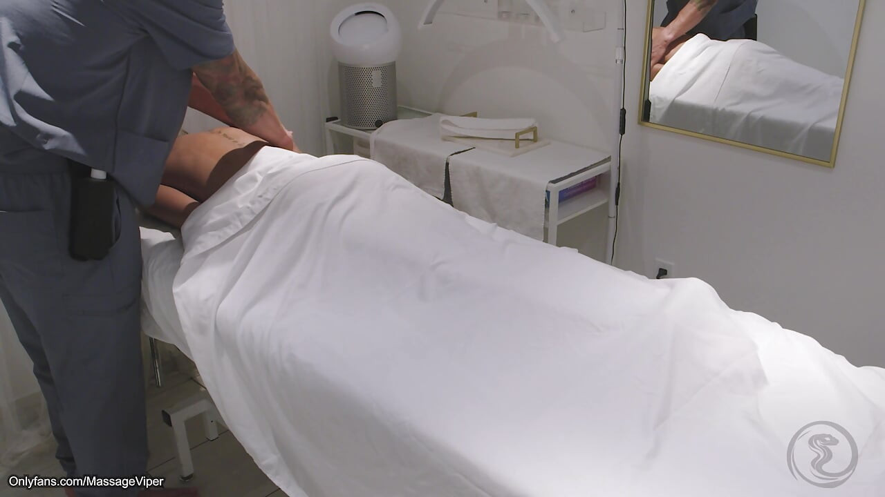 Real Massage Therapist Gets Sucked and Fucked by Fit Blonde Client