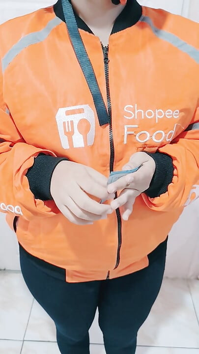 Delivering orders ends up being paid with customers