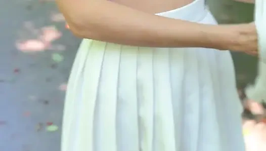 Jalan-jalan sambil bugil