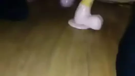 Bir oyuncak 5 ile vinkovci bir adam