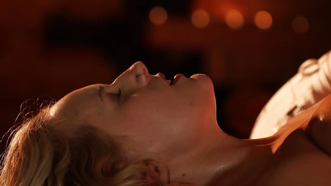 Erotska masaža uljem sa sretnim završetkom!