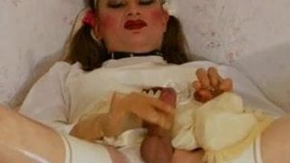 Bambola di gomma pervertita in clinica