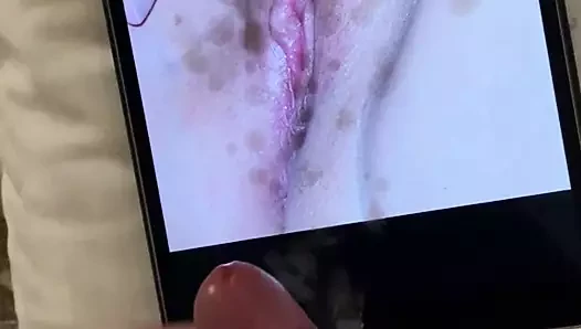 Sıkı kedi üzerinde boşalmak