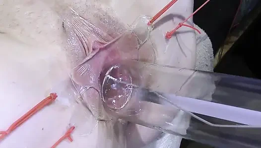 Jauh Menyebar Vagina Close-up Fucking Dengan Lampu 1000watt