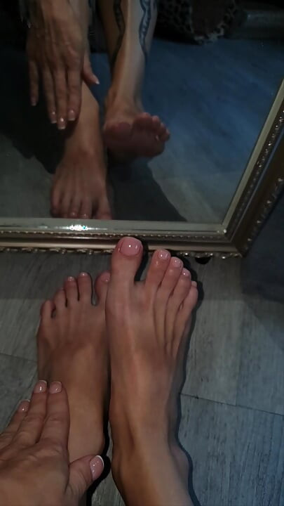 Tender Sweet Feet in the Mirror