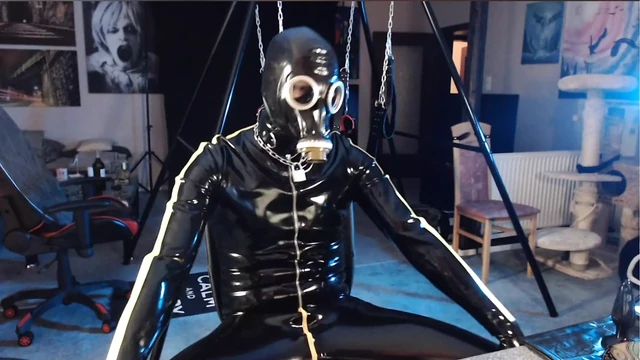 Rubberskin Gasmask Latex