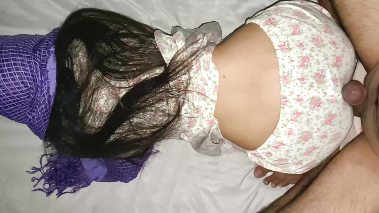Fake baba fodeu a bunda grande da minha madrasta punjabi em estilo cachorrinho