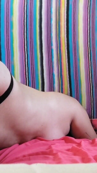 My pretty-faced amateur wife gives me deep throat until she cums all over me and drinks it. | Clip 2
