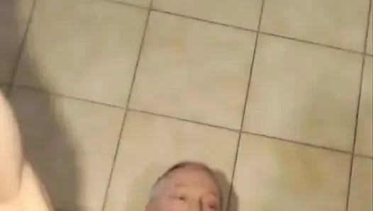 CUMFACE KENDI BOŞALMAMı YIYOR