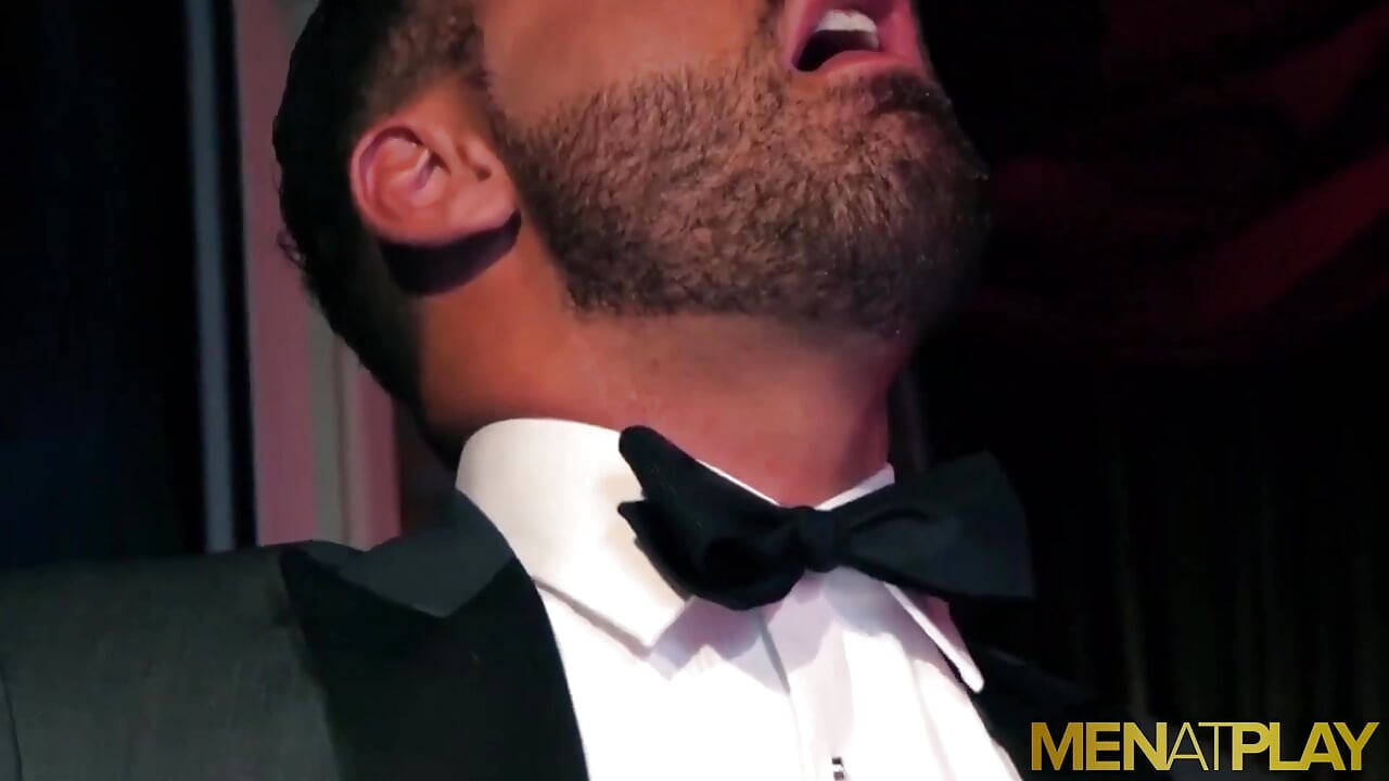 MENATPLAY - Suited men Logan Moore and Teddy Torres anal breed
