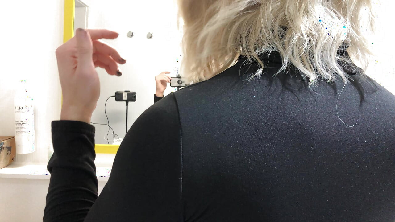 Blonde schoonheid drag makeover transformatie