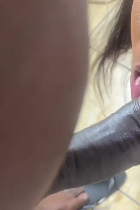 Uinny Came to Meet Mirella Diniz's Producer