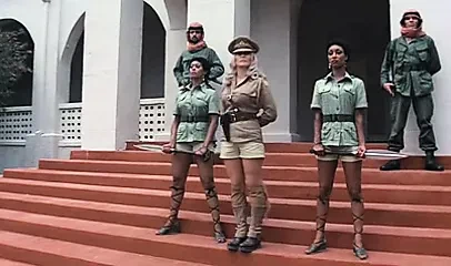 石油酋长的后宫守护者伊尔莎 (Ilsa) (1976)