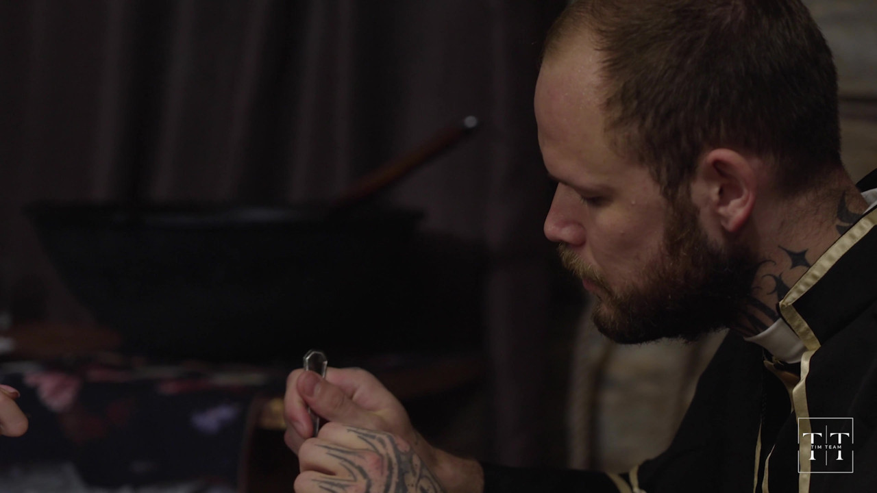 悪質な修道院パート8。従順なジャディリカ尼僧になりなさい、司祭はすべての罪を赦します