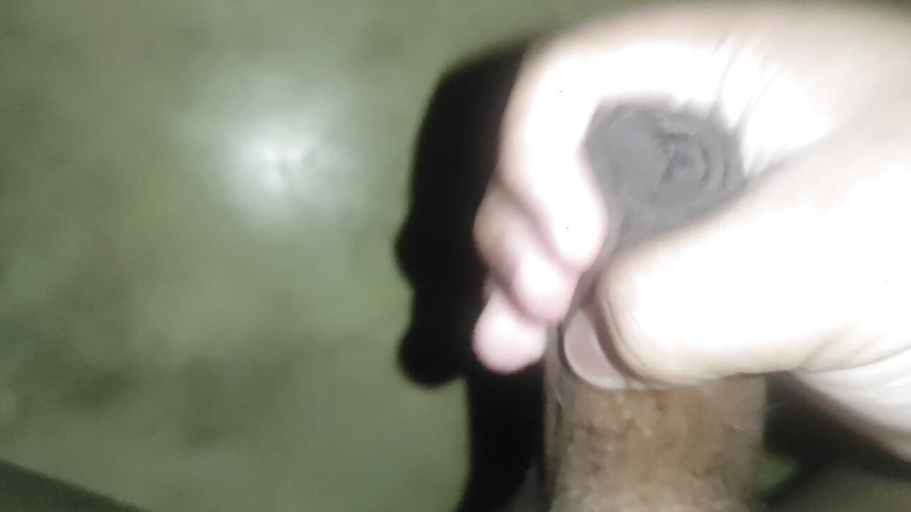 I masturbate thinking about the day I fuck a woman and pop her pussy