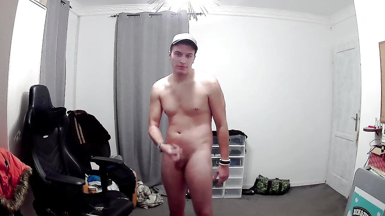 Masturbating on Webcam