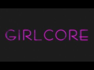Girlcore gemelle lesbiche sedotte da Kristen Scott