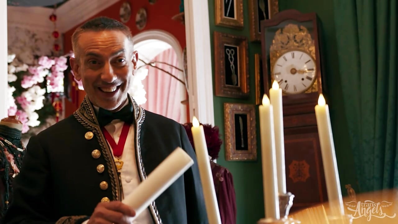 Royal Sucksession TransAngels