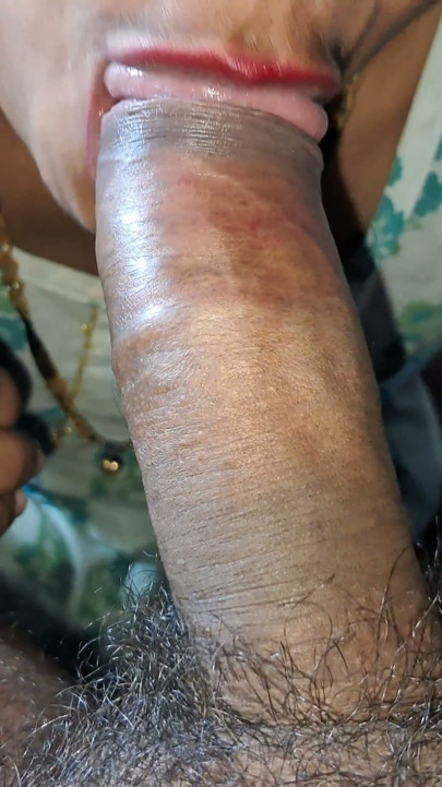 Desi hot married girlfriend cum my home to suck my big dick very hot sesual till throabbing cum in mouth | Clip 1