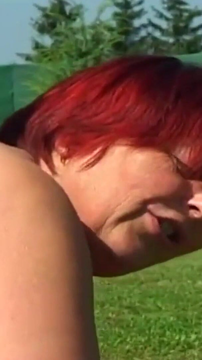 Iconic moment from "Ficke Die Oma meines Freundes draussen am Pool"