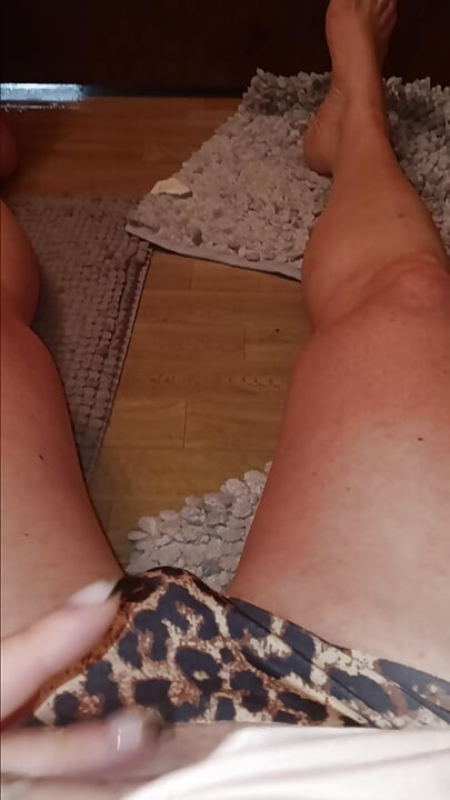 Търкам малкия си кур