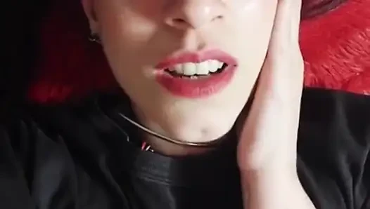 Shyfxx- cewek nympho rambut merah ngocok kontol sebelum makan malam natal sama mertuanya