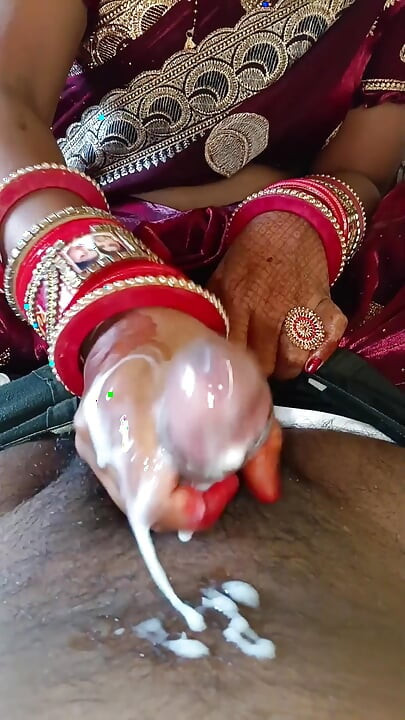 Hendjob di maine apne pati ko aur gadha ras nikali