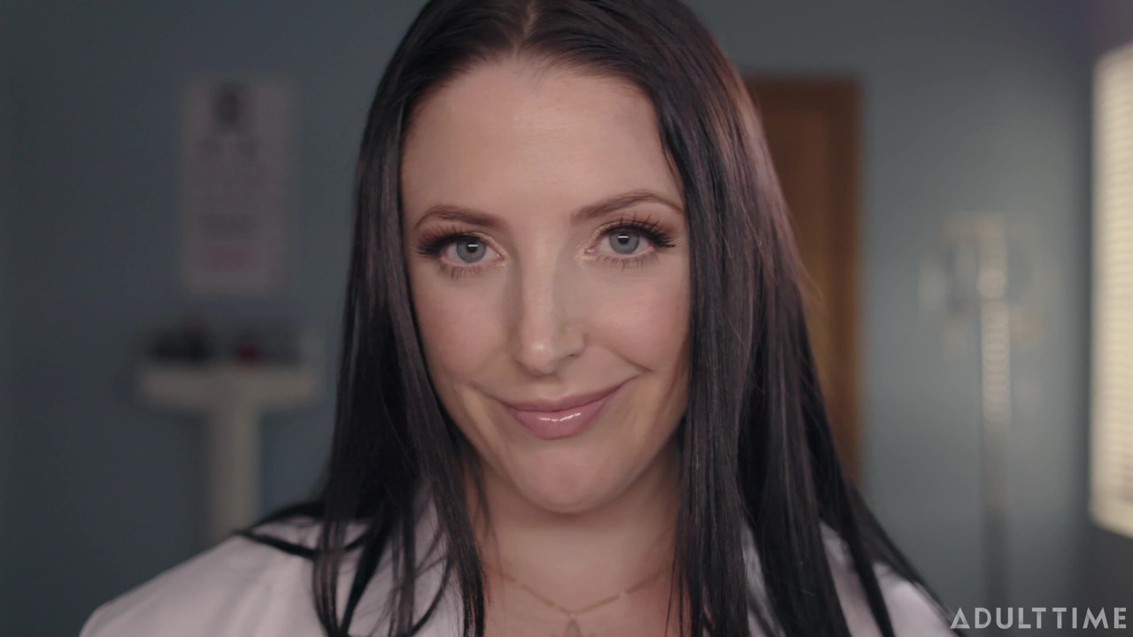 Asmrファンタジー博士。アンジェラ・ホワイトが全身身体検査