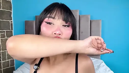 I Love Licking My Arms
