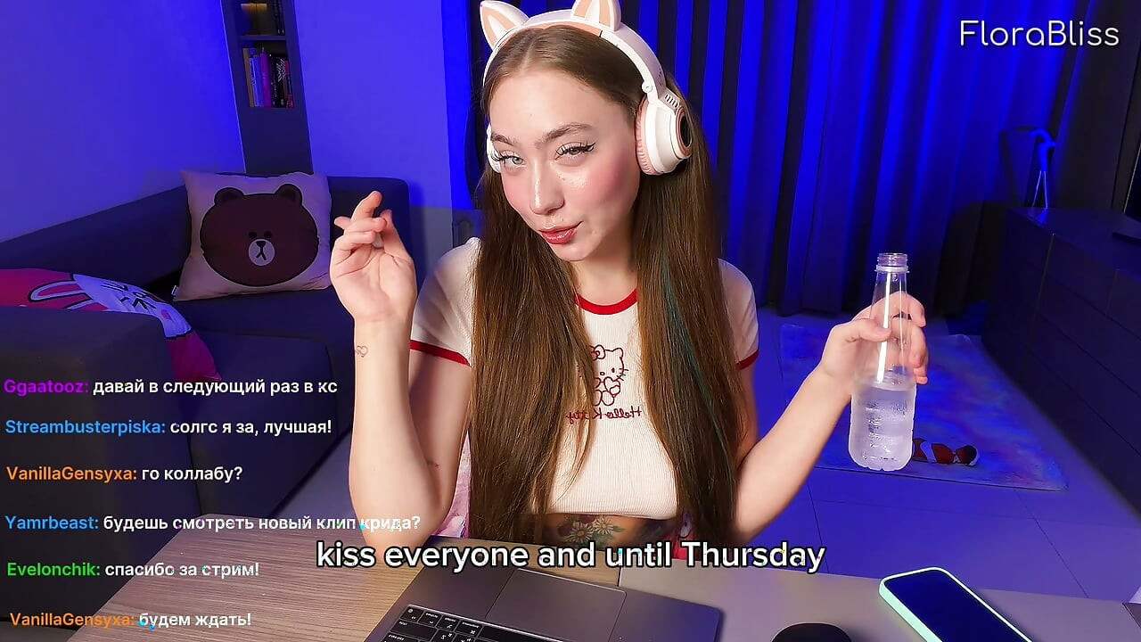 THE STREAMER FORGOT TO TURN OFF THE AIR AND GOT CAUGHT WHILST JERKING OFF AFTER STREAMING!