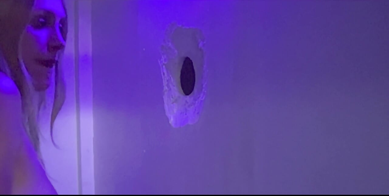 Chupando en el gloryhole