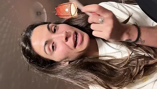 Меня грубо прервали (и жестко трахнули) во время нашего видеозвонка