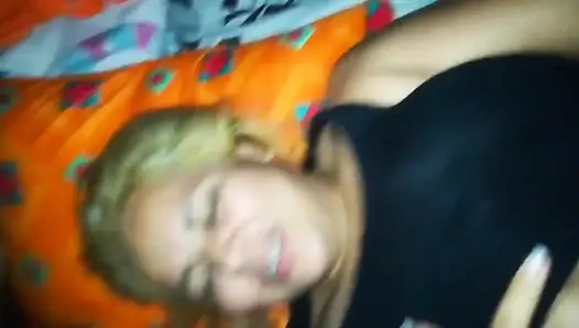 Venezolanische bBW hat sex ohne gummi mit einem kolumbianer