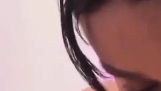 Грязная глотка с глубокой глоткой против Mucha Saliva