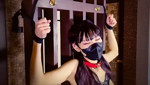 yuca_ cum with neck restraint uterus spanking