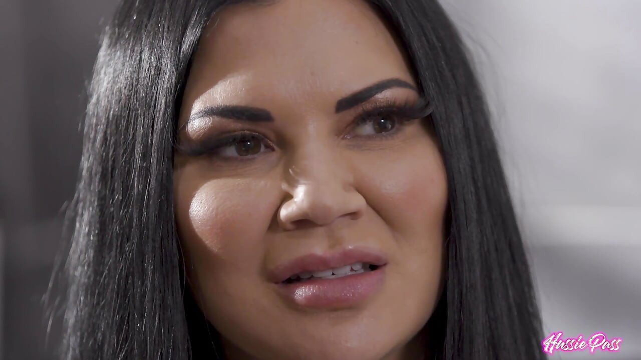 Jasmine Jae jeździ Ricky Spanish Hard Dick Jak ona odbija biodra!