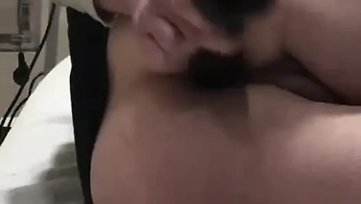 Pertama kali aku bermain di pantat