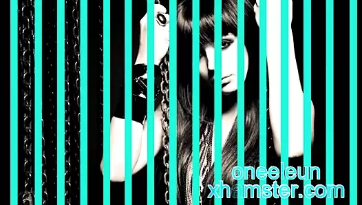 Model, tanıtım videosu