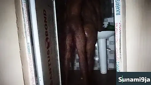 Büyük götlü kızla ilk gecem