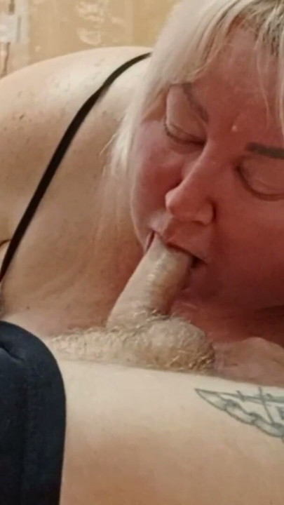 Mother-in-law makes an unforgettable blowjob and gets a mouthful of cum | Clip 3