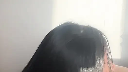 Sadece sikinin ağzımda olması beni tatmin etmiyor ve ona daha iyi binmeye karar veriyorum -amatör çift- nysdel