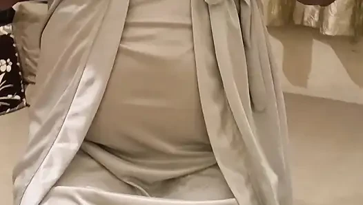 Heiße frau nippelsaugen