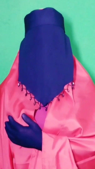 Indisches muslimisches mädchen in burkha genießt romantische sexnacht | Clip 1