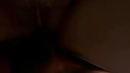 Cum Squirts Muschi wurde ganz nass vor Geilheit